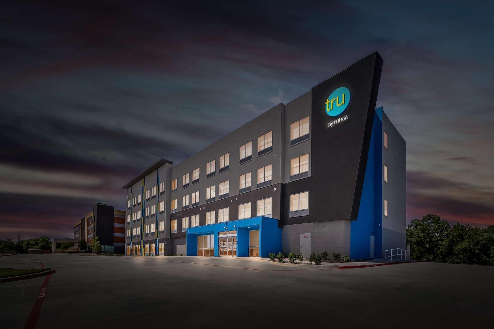 Tru By Hilton Plano Hwy 75 Hotel Exterior foto