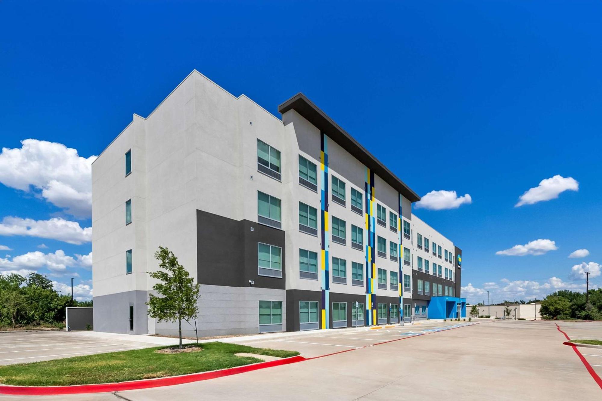 Tru By Hilton Plano Hwy 75 Hotel Exterior foto